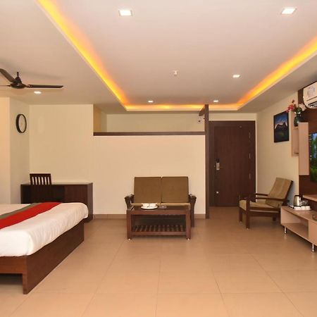 M R Residency Dharwad. Lejlighed Eksteriør billede