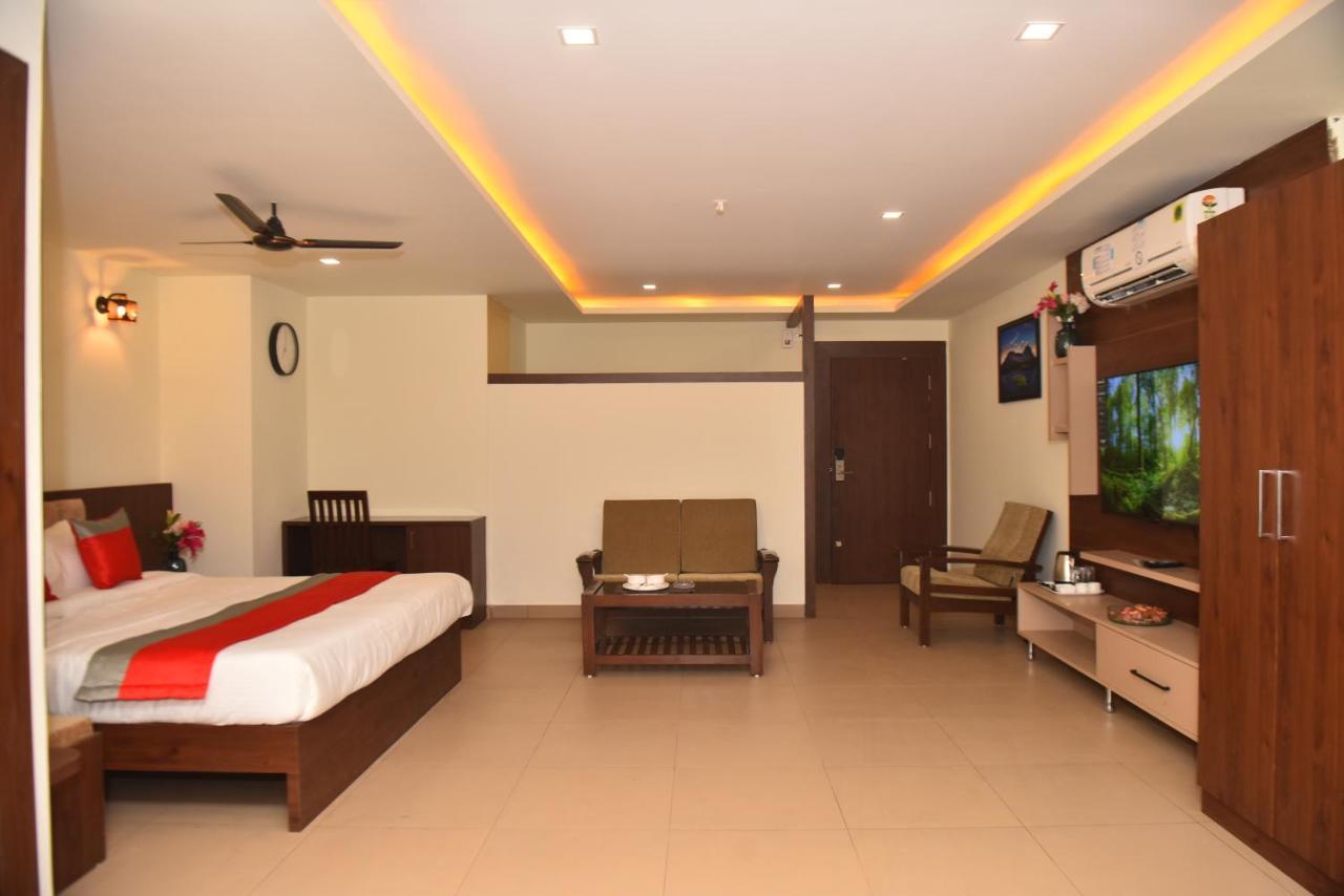 M R Residency Dharwad. Lejlighed Eksteriør billede