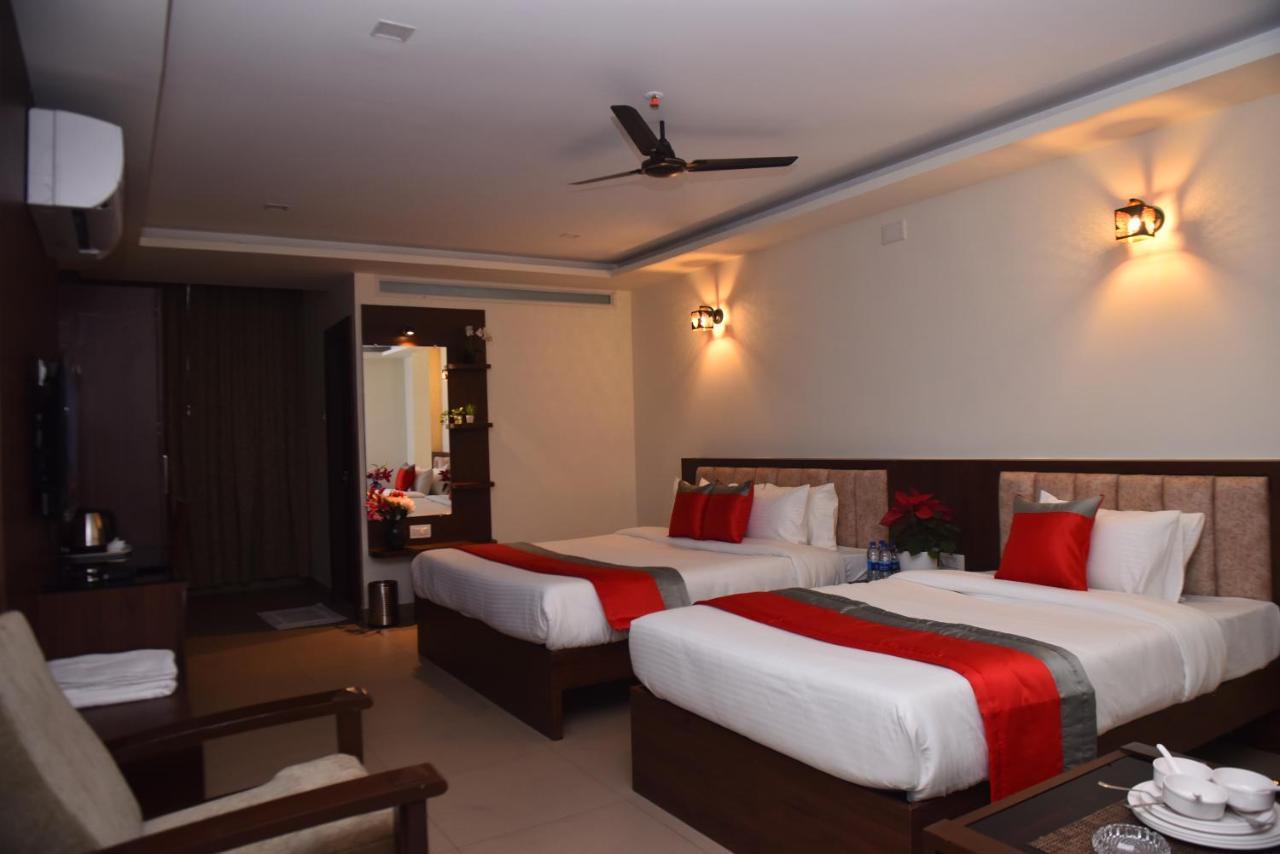 M R Residency Dharwad. Lejlighed Eksteriør billede