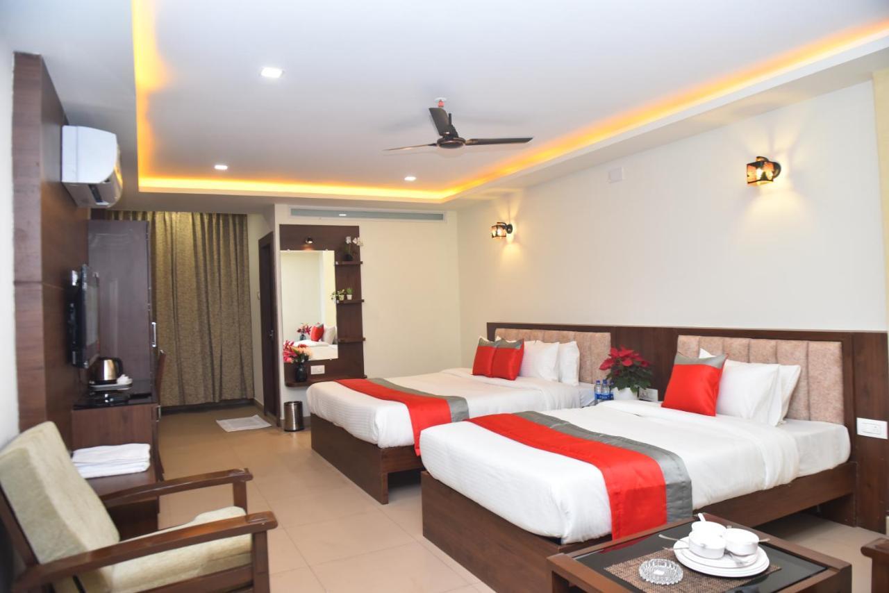 M R Residency Dharwad. Lejlighed Eksteriør billede