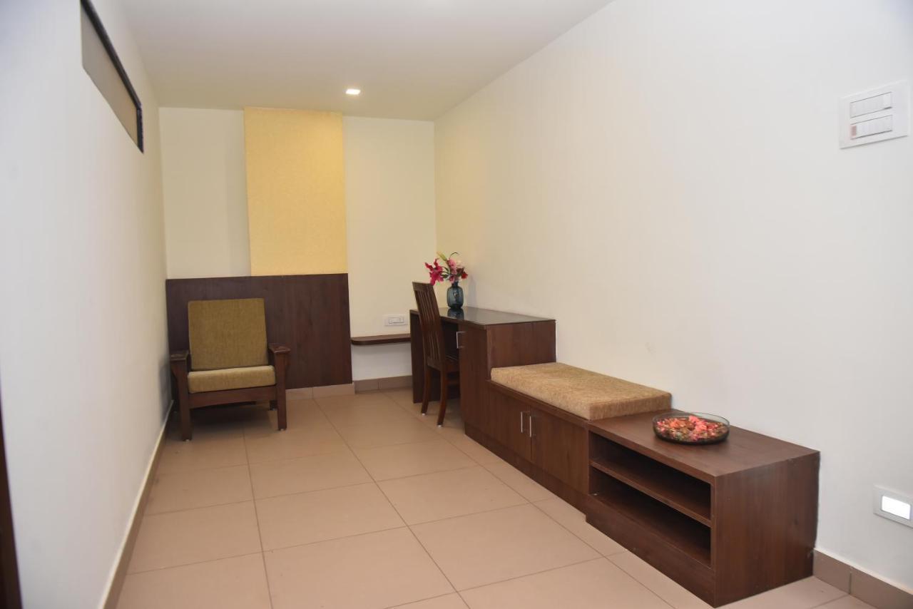 M R Residency Dharwad. Lejlighed Eksteriør billede