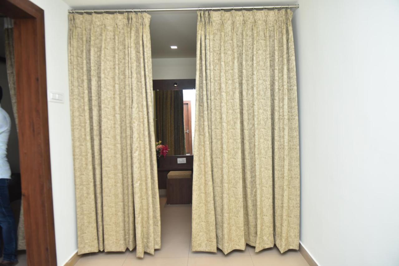 M R Residency Dharwad. Lejlighed Eksteriør billede